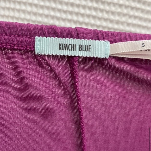 Women’s Kimchi Blue Off-The-Shoulder pink/purple flowy long-sleeves blouse. Sz S - Picture 7 of 8
